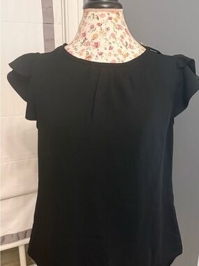 Anne Klein Black Flutter Sleeve Blouse